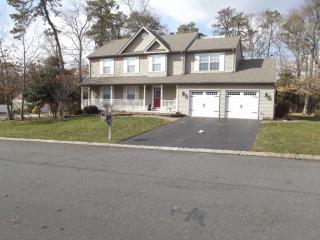 1 Bristol Ter, Tuckerton, NJ 08087-3321