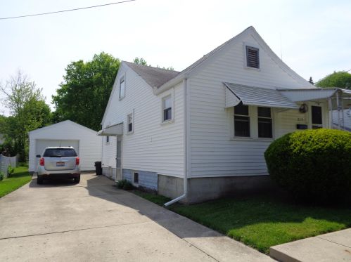 2219 Kenton St, Springfield, OH 45505-3346
