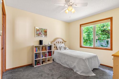 2225 Dahl Ave, Saint Paul MN  55119-5886 exterior