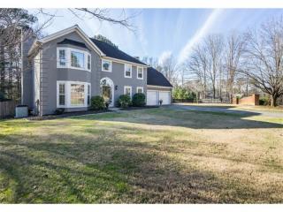 2800 Brookwest Dr, Marietta, GA 30064-3755