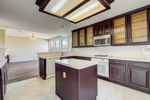 3908 Randall Ln, Carrollton TX 75007-1085 exterior