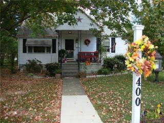 400 6th St, Blackstone, VA 23824-2504