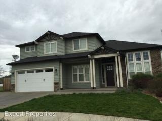 109 Oak Point Dr, Eagle Point, OR 97524-6632