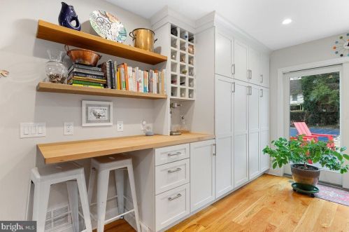 29 Cedar Ln, Princeton NJ  08540-5308 exterior