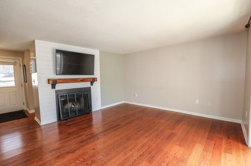 86 Winterwood Dr, Londonderry, NH 03053-3394