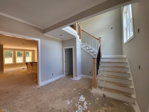 144 Summit View Dr, Jefferson, GA 30549-4018