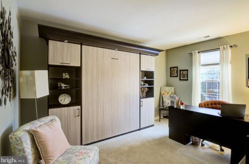 38 Sundance Dr, Trenton NJ 08619-3968 exterior