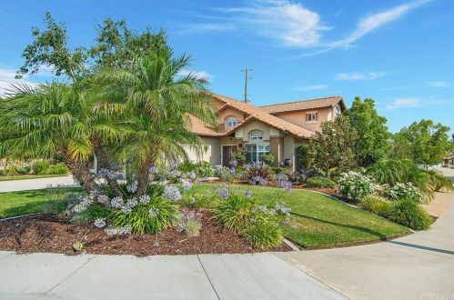 6696 Mission Grove Pkwy, Riverside, CA 92506-6532