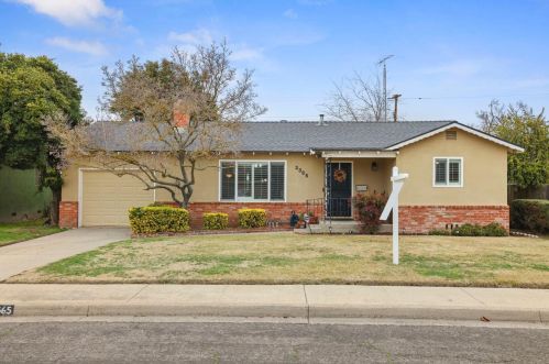 2365 Zinfandel Ln, Turlock, CA 95380-4342