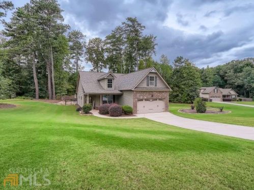 711 Hines Way, Locust Grove, GA 30248-2194