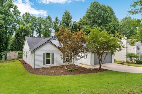 836 Riverstone Ln, Holly Springs, GA 30188-2963