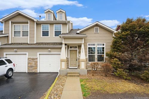 4623 Flower St, Denver, CO 80033-6828