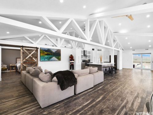 29731 Old Lincoln Hwy, Hoytsville UT 84017-9621 exterior