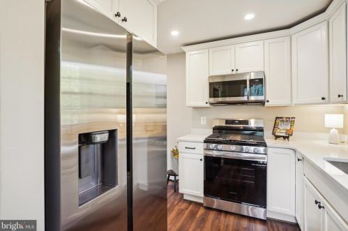 12215 Middle Rd, Silver Spring MD 20906-4639 exterior