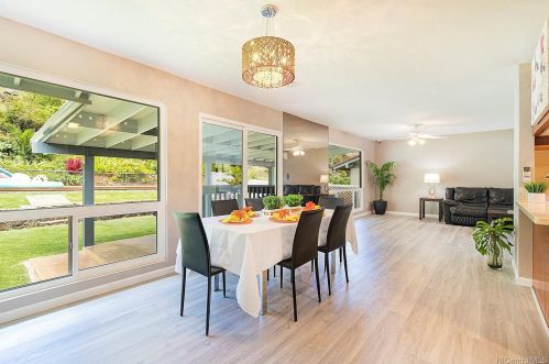 1345 Kaeleku St, Honolulu HI  96825-3003 exterior