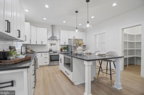 664 Dill Rd, Severna Park MD 21146-4120 exterior