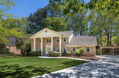 4022 Northlake Creek Ct, Tucker, GA 30084-3414
