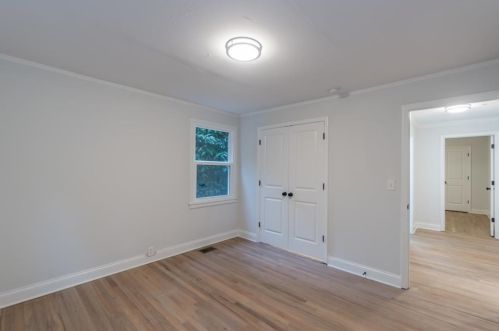 1937 Clairmont Ter, Atlanta GA  30345-2309 exterior