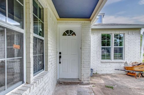 700 Newman St, Angleton TX  77515-3450 exterior