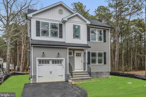 449 Nixon Ave, Berkeley Township, NJ 08721-3329