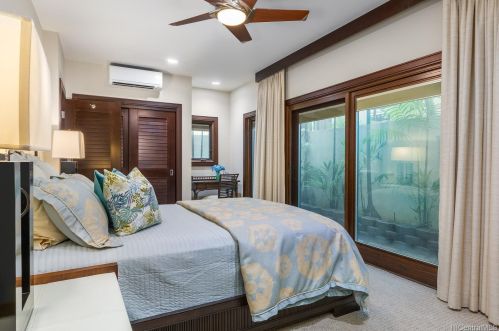 4351 Kahala Ave, Honolulu HI  96816-4856 exterior