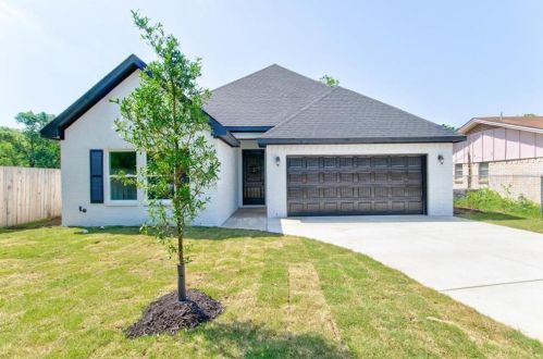 3716 Fitzhugh Ave, Fort Worth, TX 76105-4912