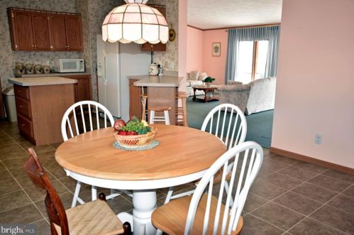 50 Raptor Dr, Hanover PA 17331-8158 exterior