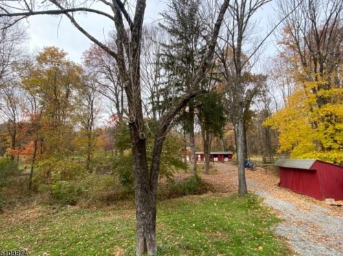 60 Woodland Rd, Dover NJ  07869-4136 exterior