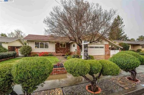 4131 Graham St, Pleasanton, CA 94566-5620