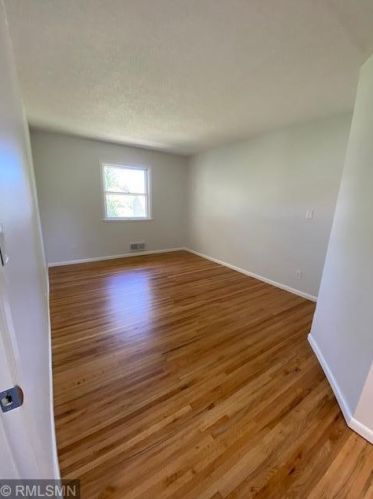2517 103rd Ave, Minneapolis MN  55433-4507 exterior