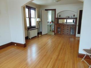 1978 Saint Clair Ave, Saint Paul MN  55105-1647 exterior