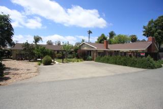 1930 Rock Springs Rd, Escondido, CA 92026-2117