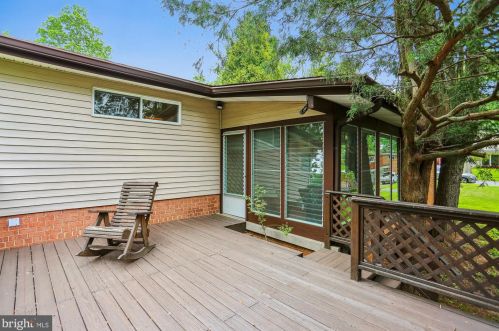 11510 Lockhart Pl, Silver Spring MD 20902-3166 exterior