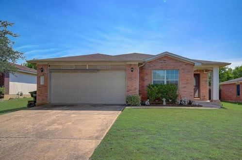 132 Grant Way, Uhland, TX 78640-5377
