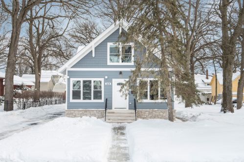 145 Hickory Ave, Hanover Park, IL 60103-4004