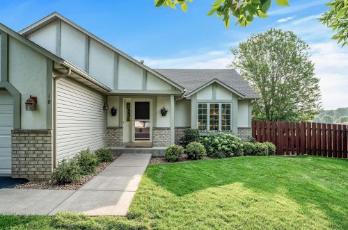 18 Cherrywood Ave, Otsego, MN 55376-1063