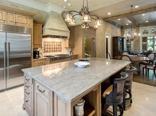 5540 Lake Island Dr, Atlanta GA  30327-4832 exterior