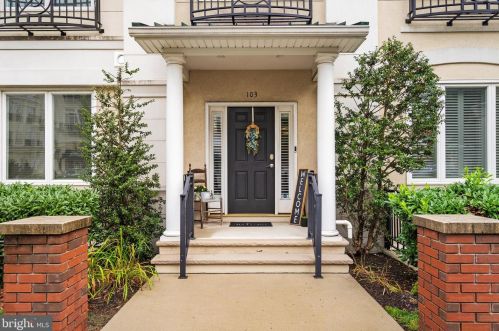 1 Commerce Sq, Trenton, NJ 08691-0002