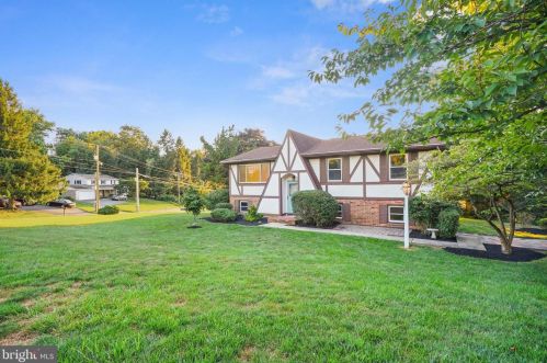 1010 Devonshire Rd, Lancaster PA  17601-1610 exterior