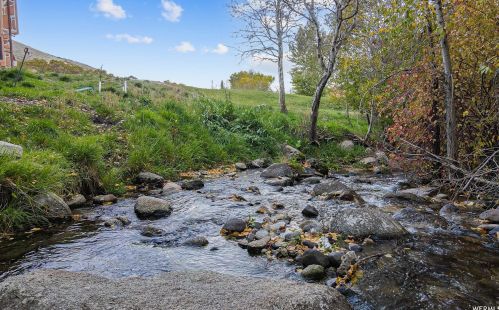 1836 Ft Cyn Rd, Alpine UT 84004-1110 exterior