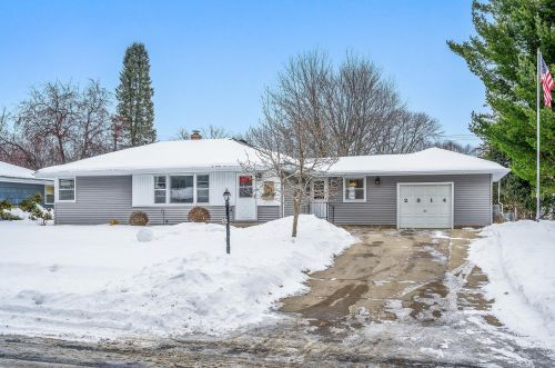 2814 Dellwood Ave, Saint Paul MN  55113-1827 exterior