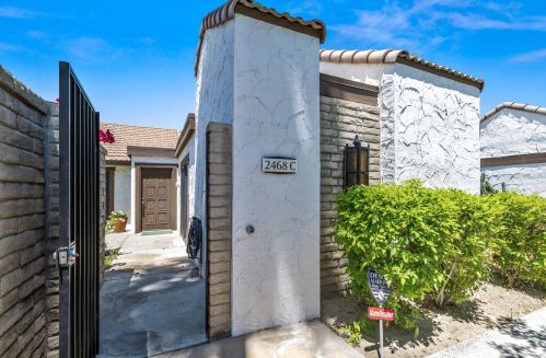 2468 Miramonte Cir, Palm Springs, CA 92264-5740