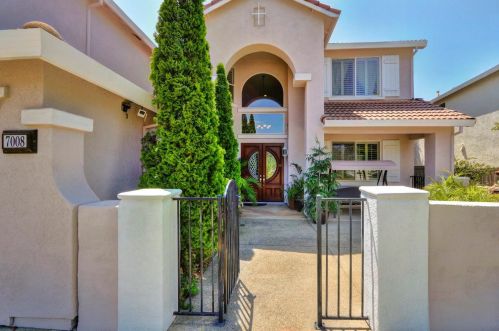 7008 Rawley Way, Elk Grove, CA 95757-4039