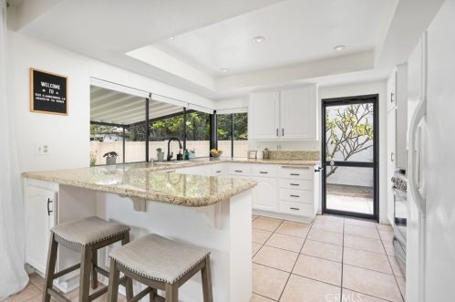 1333 Amberwick Ln, Anaheim CA  92804-5425 exterior