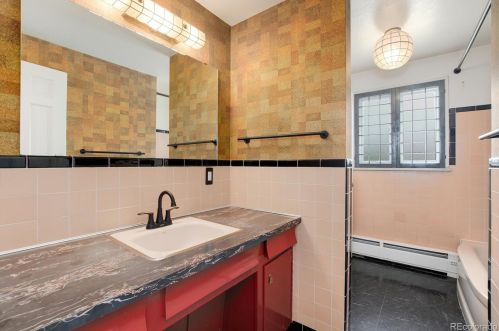 2305 Holly Pl, Denver CO 80222-6218 exterior