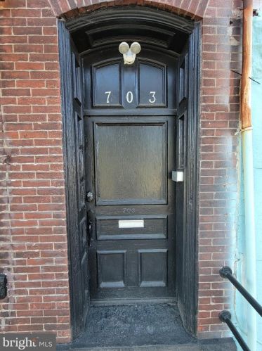 703 State St, Trenton NJ 08609-2008 exterior