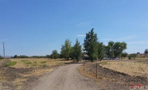 260 Peaceful Valley Ln, Cholame, CA