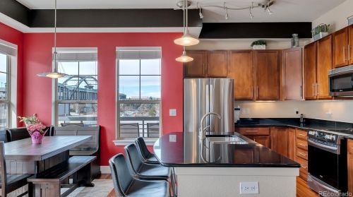 10111 Inverness Main St, Englewood CO  80112-5722 exterior