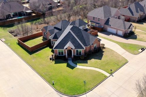 1041 Chesapeake Dr, Midlothian, TX 76063-6310