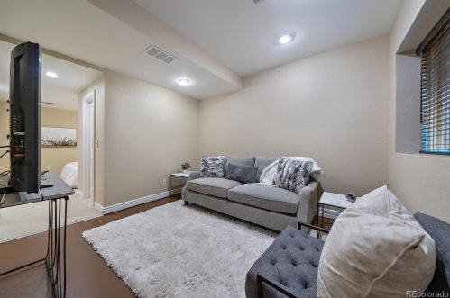 209 Cook St, Denver CO  80206-5304 exterior